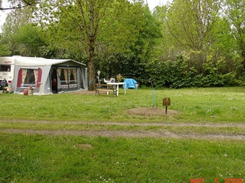 Forfait Nature (1 tente, caravane ou camping-car / 1 voiture)