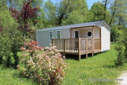 Mietunterkunft - Mobilheim Confort 29M² (3 Zimmer) + Halbüberdachte Terasse - Flower Camping Les 3 Ours