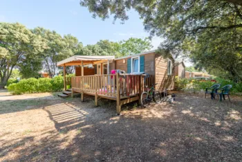 Mietunterkunft - Standard 32M² Klimaanlage (3 Schlafzimmer + Schlafcouch) - Camping Le Garrigon