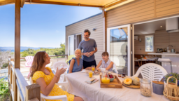 Mietunterkunft - Nebraska Vue Mer Komfort - Camping Tikayan Le Méditerranée