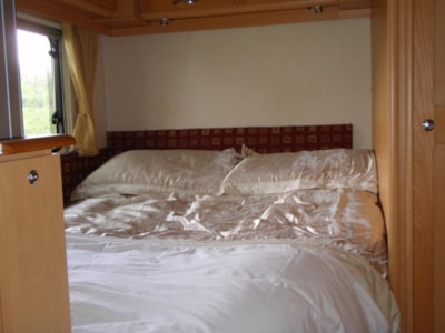 Luxury Rental Caravan RE — 6