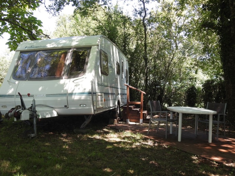 Rental Caravan (3 People Max)