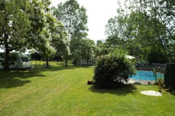 Pitch - Camping Pitch Including 6 Amp Electricity (Tcmu) - Camping Belle Vue