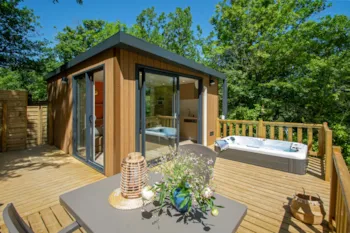 Accommodation - Cottage Evasion 21M² With Private Jacuzzi + 12M² Terrasse - Camping Le Luberon 