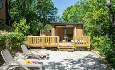 Mobil-home Evasion 21m² with private jacuzzi + terrasse — 5