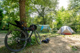 Kampeerplaats(en) - Pitch Comfort Small - Tent - Camping Le Luberon 