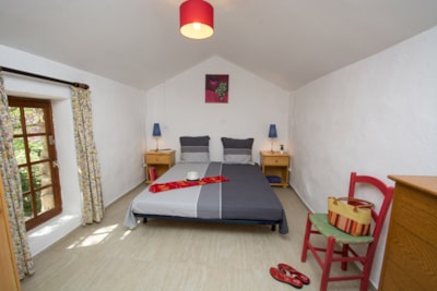 Gîte Roussillon 35m² + Private Jacuzzi + covered terrace — 4