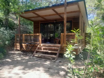 Mietunterkunft - Chalet Für 2 Personen Mit Eigenem Whirlpool - Camping Le Luberon 