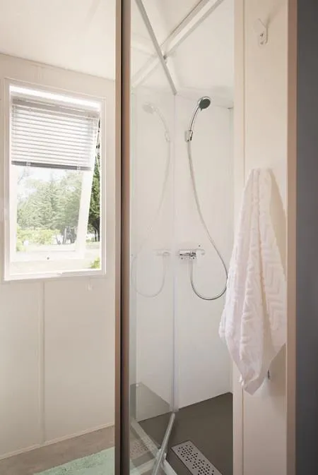 Mobil-Home Premium 33M² / 2 Chambres - 2 Salles De Bain - Terrasse