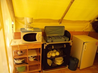 Canvas bungalow Amazone Standard 20m² / 2 Bedrooms - Terrace (without toilet blocks)