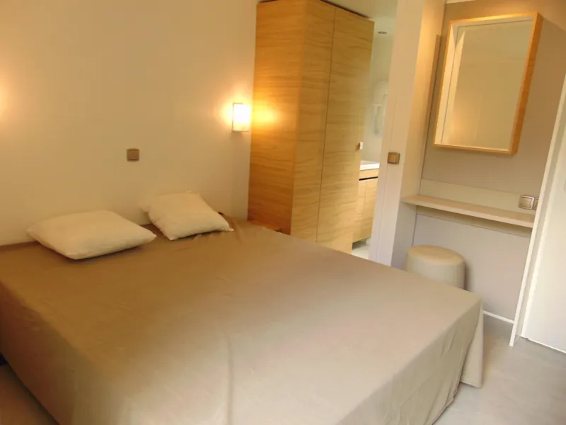 Mobil-Home Premium 33M² / 2 Chambres - 2 Salles De Bain - Terrasse