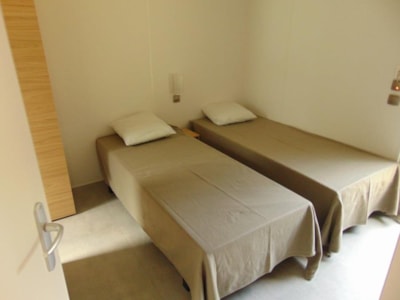 Mobile home Premium 33m² / 2 bedrooms - 2 bathrooms - Terrace