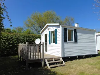 Huuraccommodatie(s) - Stacaravan Standard 16 M² / 1 Kamer - Terras - Flower Camping Beauchêne