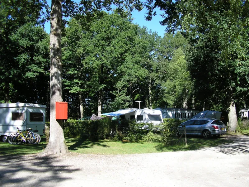 Forfait Duo : Emplacement + 1 Voiture + Tente, Caravane Ou Camping-Car