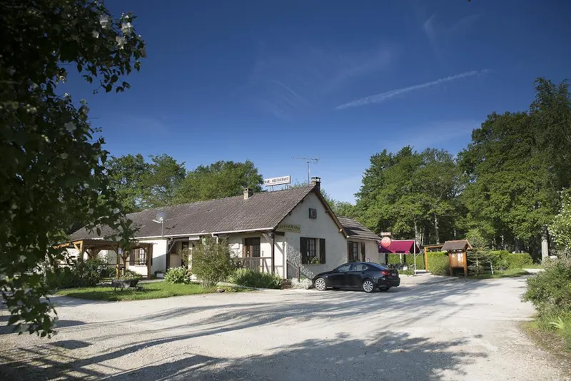 Forfait Duo : Emplacement + 1 Voiture + Tente, Caravane Ou Camping-Car