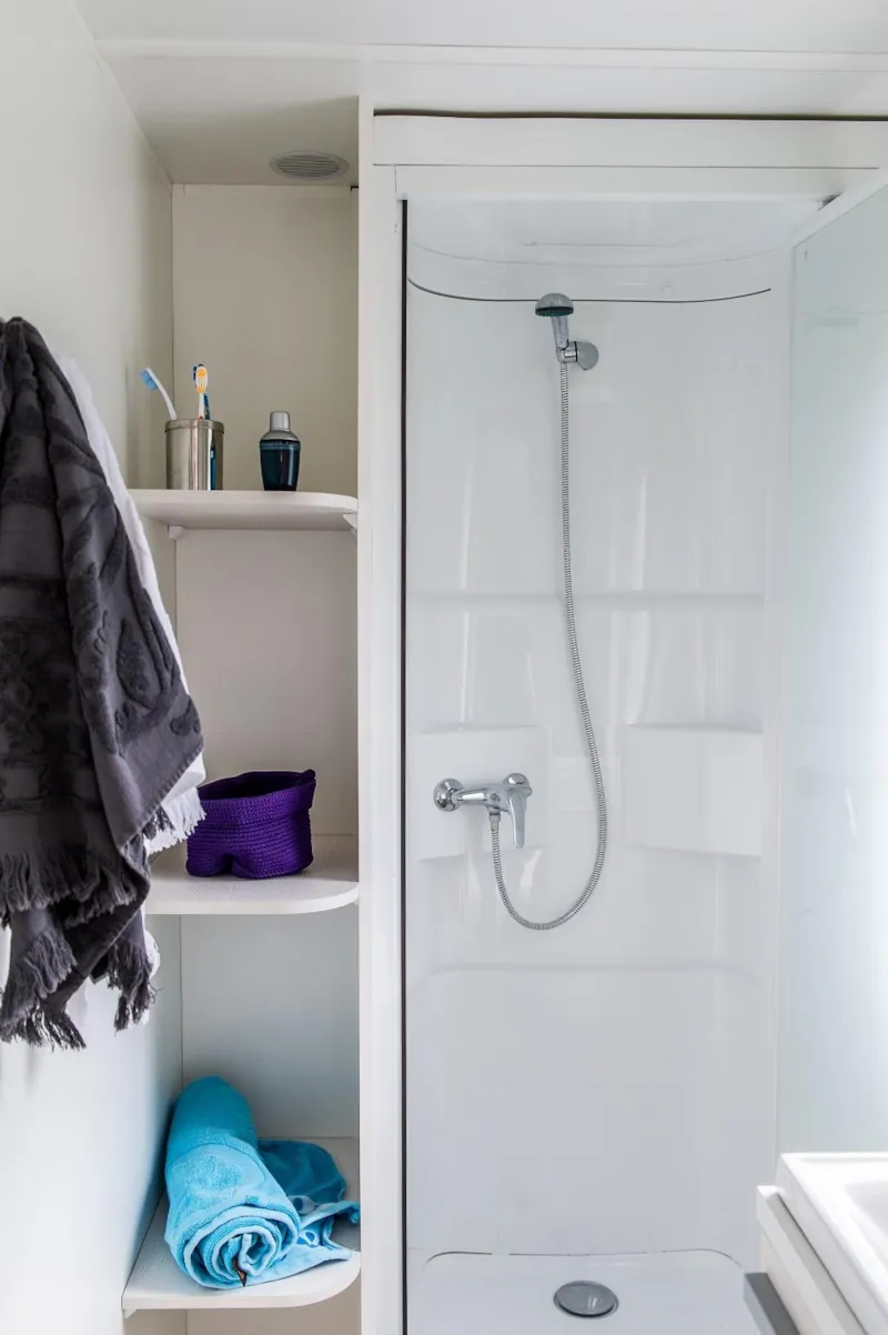 Mobil Home Avec Terrasse Couverte 26 M² - 2 Chambres