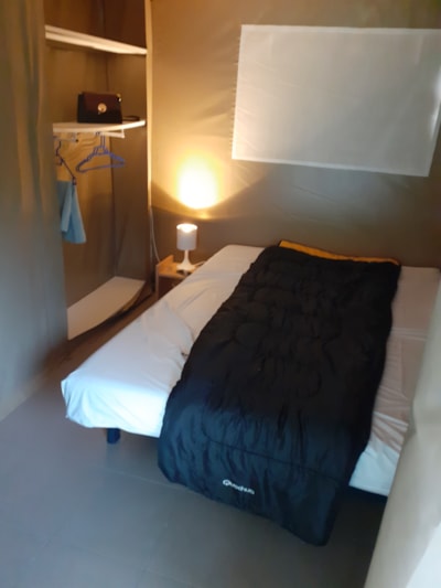 2-bedroom lodge tent