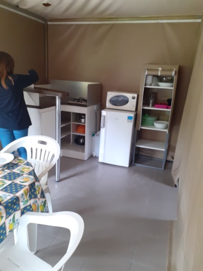 2-bedroom lodge tent