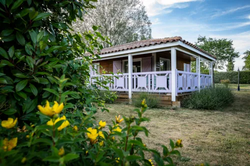 Huuraccommodatie(s) - Chalet - 2 Kamers - 1 Badkamer - Micocoulier - image n°2 - Castel Domaine de Sévenier & Spa
