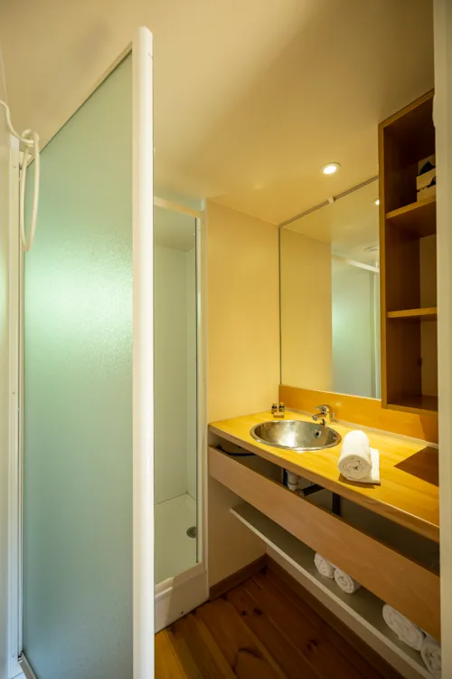 Location - Chalet - 2 Chambres - 1 Salle De Bain - Chêne Blanc Premium Bébé - image n°8 - Castel Domaine de Sévenier & Spa