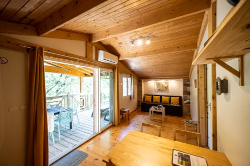 Accommodation - A Perfect Overnight Stopover -Chêne Blanc Premium - image n°5 - Castel Domaine de Sévenier & Spa