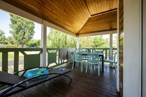 Accommodation - Chalet - 2 Bedrooms - 1 Bathroom - Micocoulier Premium Dog - image n°3 - Castel Domaine de Sévenier & Spa