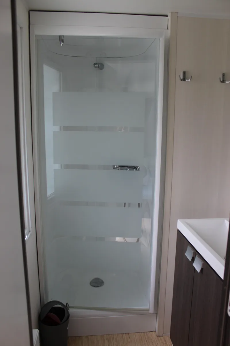 Mobil-Home Standard 33 M² Dont Terrasse 3 Chambres + Tv