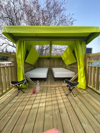 Camp Etoile 4m² - without toilet blocks - terrace + table + electricity - hiker or biker