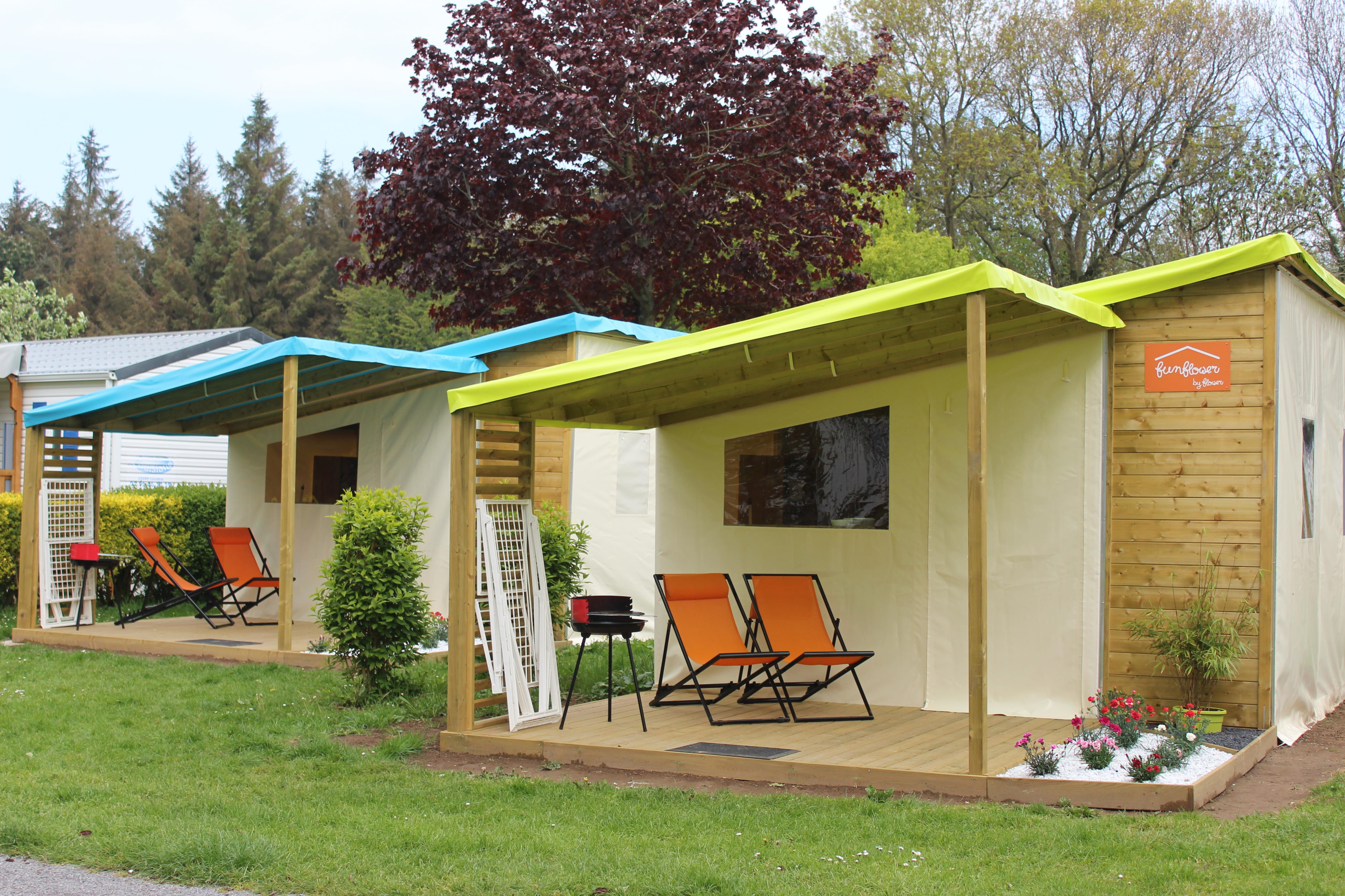 Location - Funflower Standard 20M² 2 Chambres Sans Sanitaires - Flower Camping Le Rompval