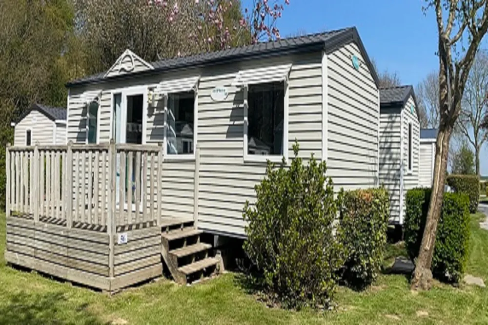 Location - Mobil-Home Standard 33 M² Dont Terrasse 3 Chambres + Tv - Flower Le Domaine du Rompval