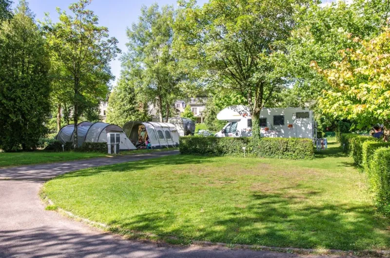 Forfait Randonneur À Pied Ou À Vélo Avec Tente