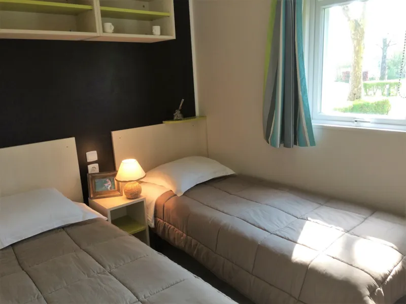 Chalet Confort 30 M² (2 Ch-4 Pers) + Tv + Terrasse Couverte