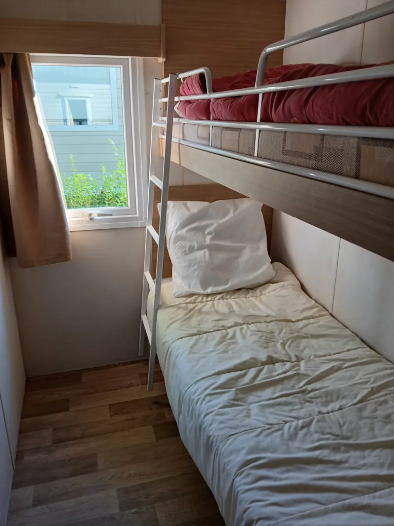 Mobilhome Standard 34M² (3 Ch-6/7 Pers) + Terrasse)