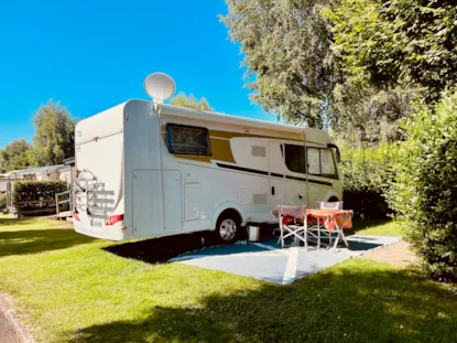 Parcela + Autocaravana