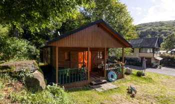 Mietunterkunft - Chalet Nymphéa 35 M² - 2 Zimmer - Camping L'Ombrage