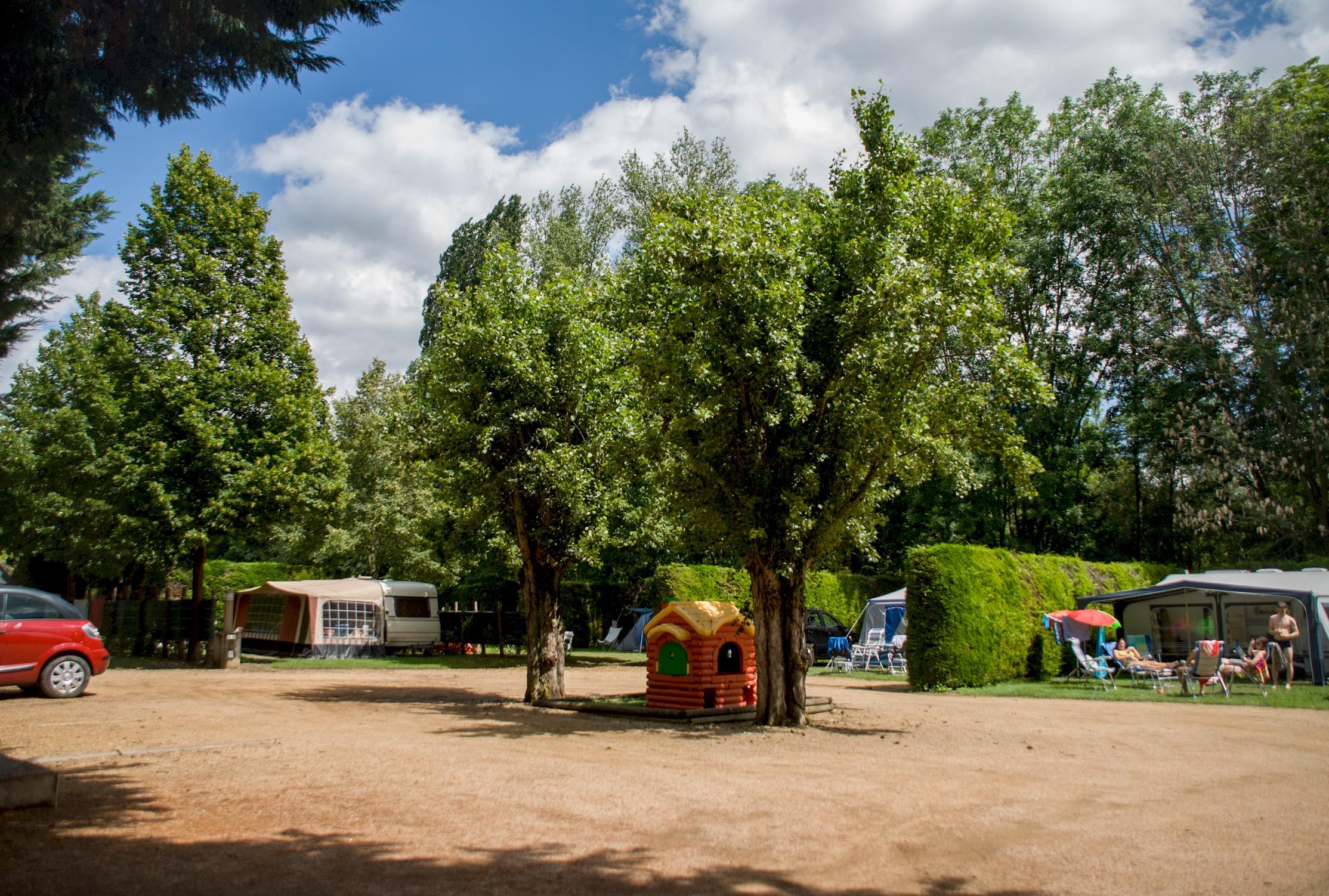 Services Camping Le Clos Auroy - Orcet