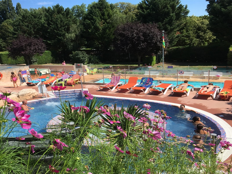 Flower Camping Le Clos Auroy — Photo 1