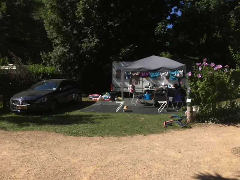 Emplacement 2 Personnes Avec Electricité