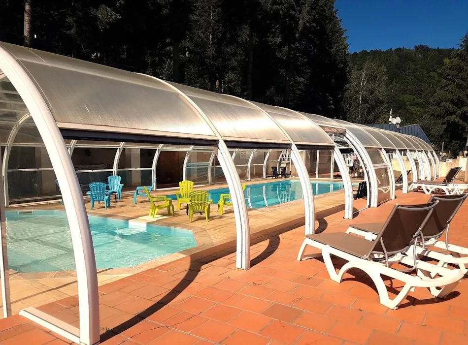 Flower Camping Le Belvédère - Auvergne - Cantal