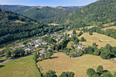 Flower Camping Le Belvédère - Auvergne - Cantal - image n°3 - Camping Direct