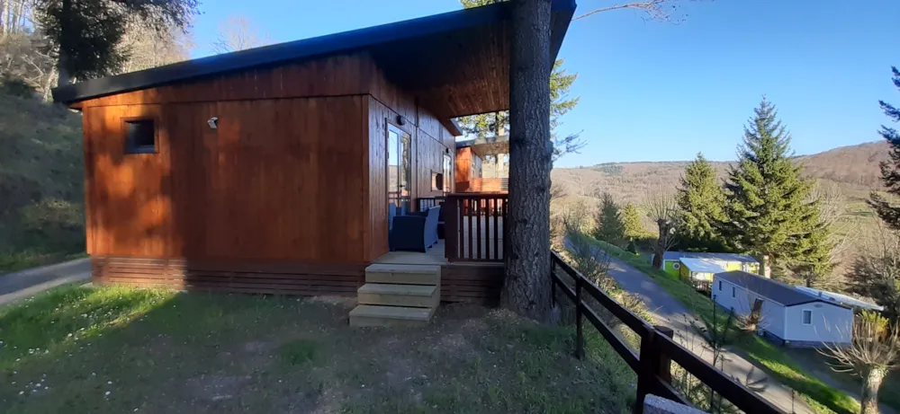 Location - Chalet Belvedere - Gamme Premium  Avec Tv / 3 Chambres - 2 Sdb - Flower Camping Le Belvédère - Auvergne - Cantal