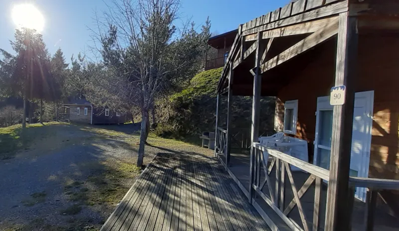 Chalet Bes - Gamme Confort  Avec Tv / 2 Chambres