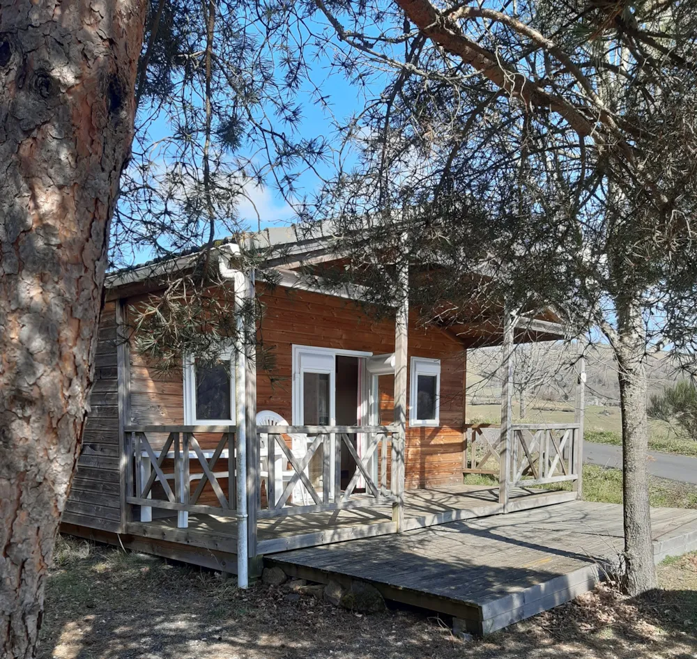 Location - Chalet Bes - Gamme Confort  Avec Tv / 2 Chambres - Flower Camping Le Belvédère - Auvergne - Cantal