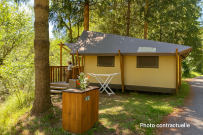 Tent JUNGLE Standard 20m² (2ch 4 pers) without sanitary facilities