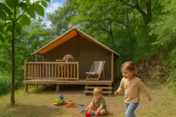 Mietunterkunft - Zelt Jungle - Standardsortiment / 2 Zimmer Ohne Sanitäranlagen - Flower Camping Le Belvédère - Auvergne - Cantal