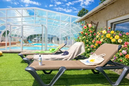 Flower Camping Le Belvédère - Auvergne - Cantal - Camping2Be