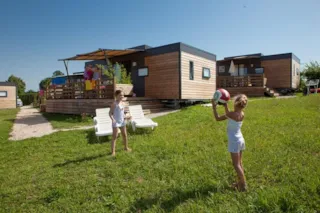  Camping Le Domaine de Louvarel Champagnat Burgundy France Audio
