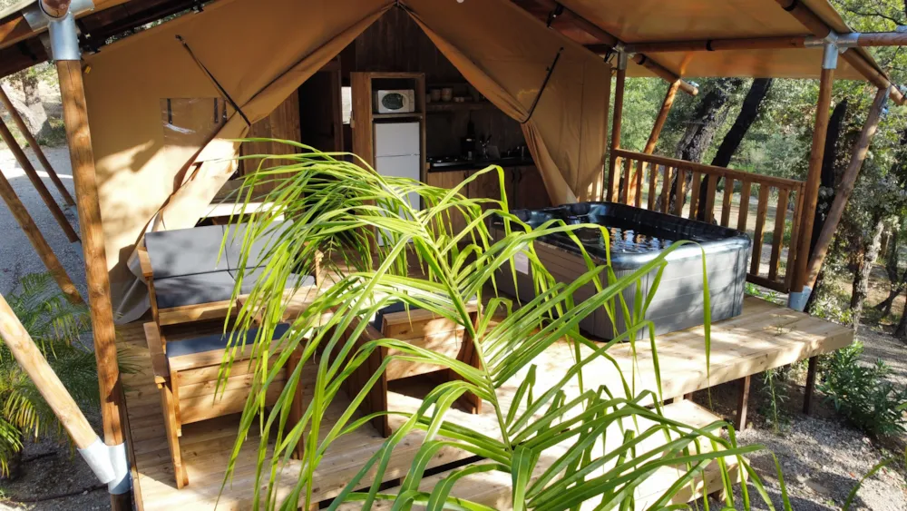 Accommodation - Eco-Lodge Woody 2 Bedrooms - Camping Charlemagne