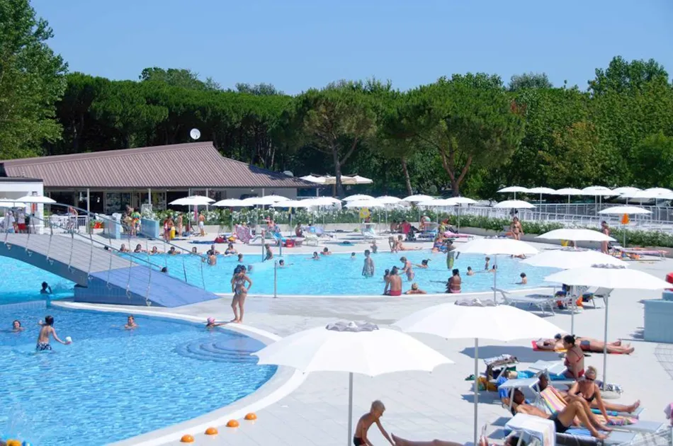 Club del Sole Adriano Family Collection