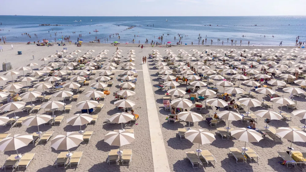 Club del Sole Adriano Family Collection 